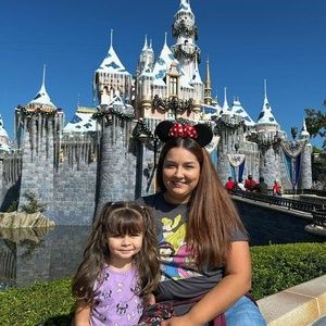 Meet your Posher, Lizbeth